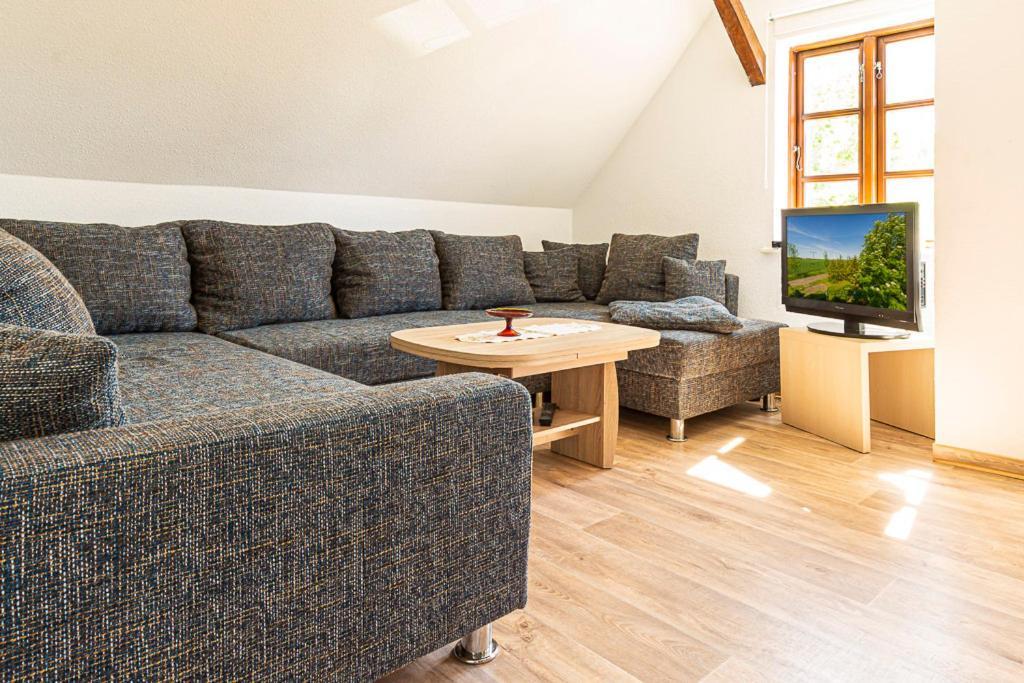 Ferienwohnung Am Walnussbaum Parchtitz Εξωτερικό φωτογραφία